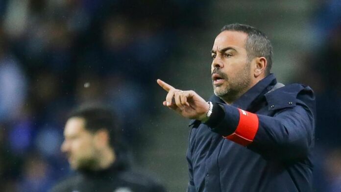 1024-117 Artur Jorge no FC Porto-Sp. Braga (MANUEL FERNANDO ARAÚJO/Lusa)