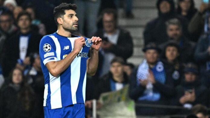1024-17 FC Porto-Shakhtar (LUSA/FERNANDO VELUDO)